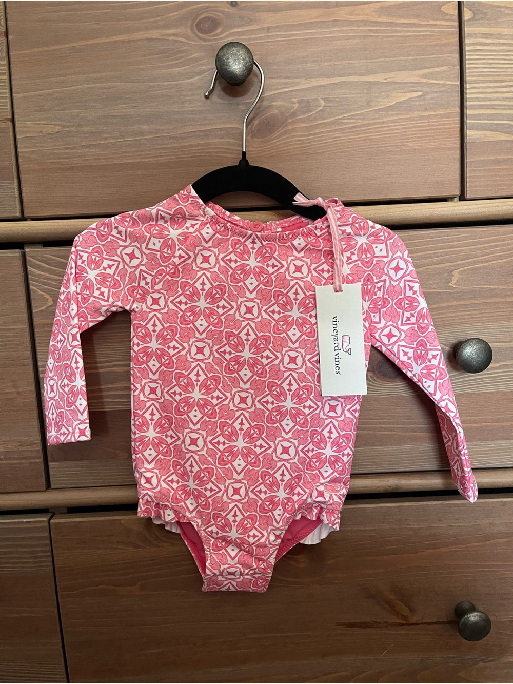 Vineyard Vines Pink Geometric Floral Long-Sleeve Kids Rashguard